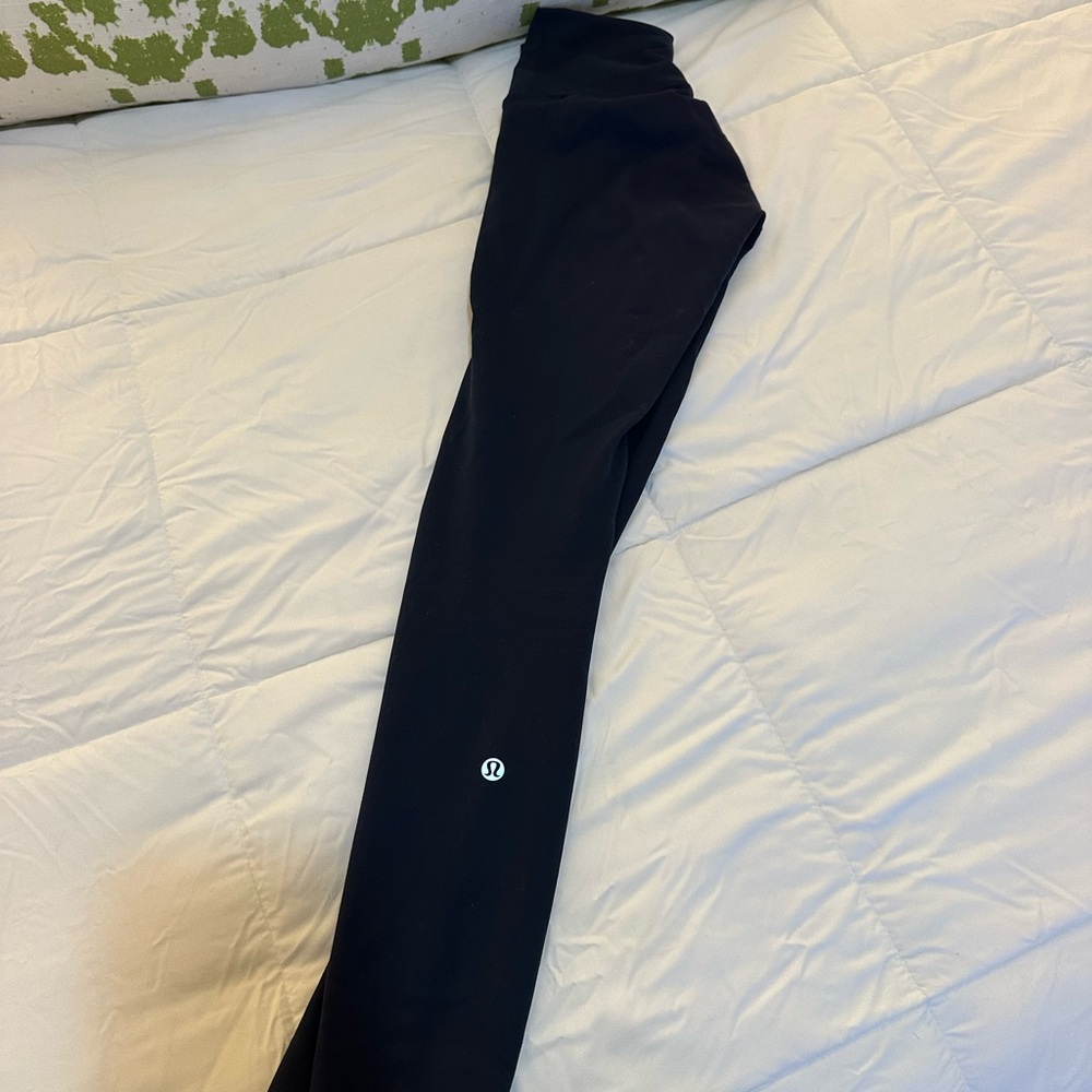Lululemon Wunder Train Navy leggings